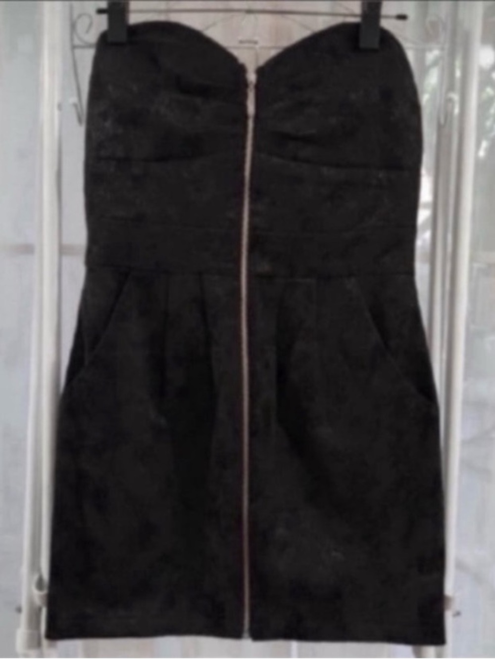 Y2K XOXO Black Strapless Full Front Zipper w/Floral Print on Dress, Juniors M